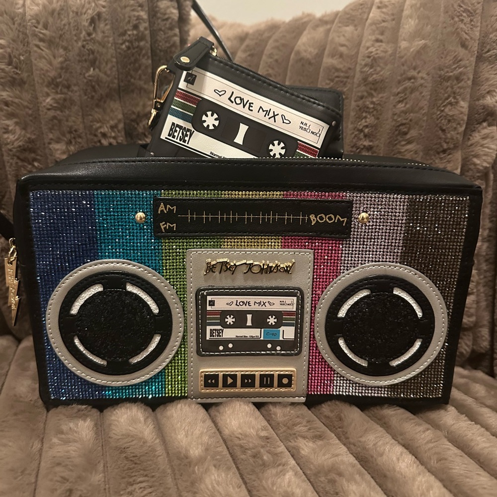 Betsey Johnson Black Boombox Retro Portable Audio